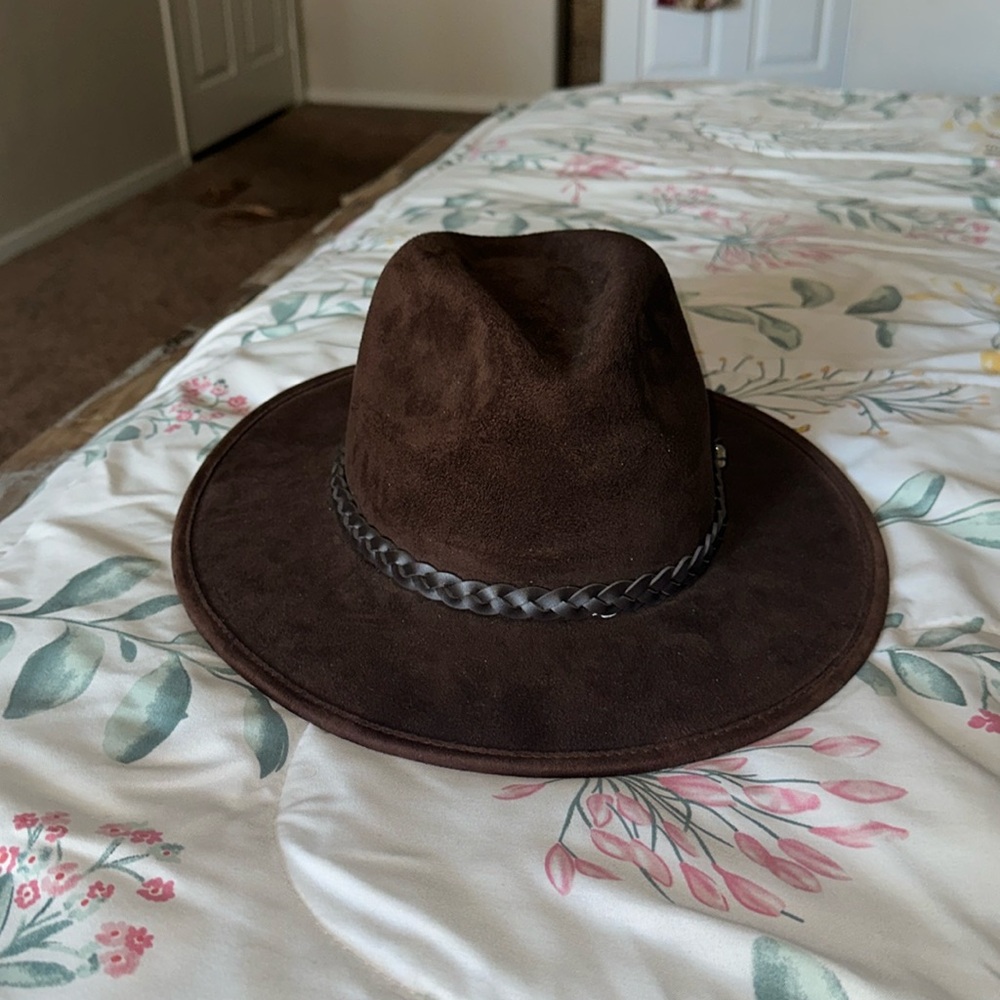 Brown hat